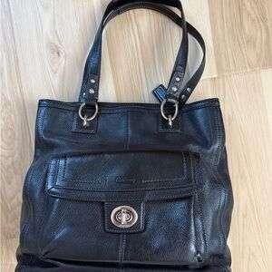 Coach Penelope F19264 tote/shoulder bag - black pebbled leather EUC